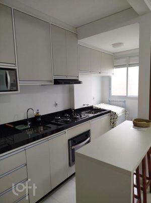Image 8 - 888696