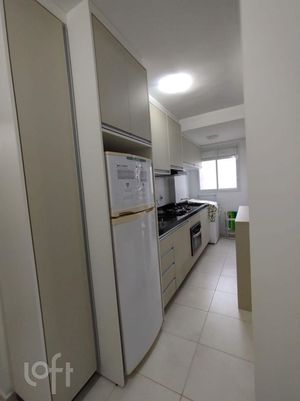 Image 9 - 888696