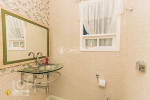 Image 7 - 888738