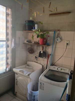 Image 7 - 888740