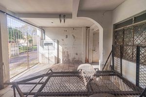 Image 15 - 888742