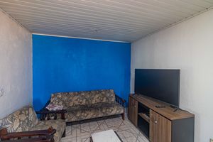 Image 29 - 888742