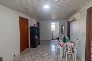 Image 30 - 888742