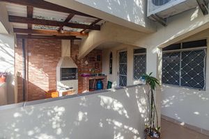 Image 3 - 888742
