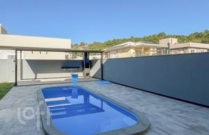 Image 32 - 888758