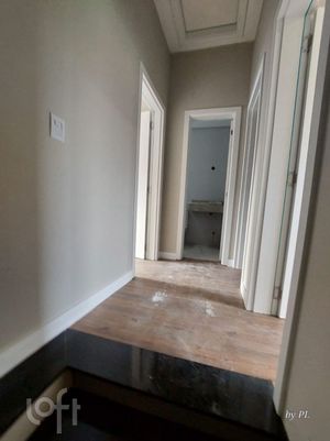 Image 15 - 888761