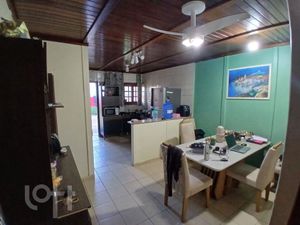 Image 5 - 888768