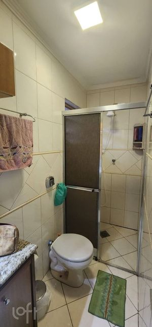 Image 11 - 888771