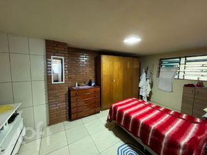 Image 12 - 888771