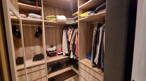 Image 15 - 888777