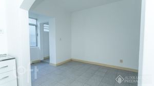 Image 9 - 888779