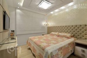 Image 9 - 888785