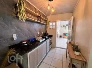 Image 10 - 888792