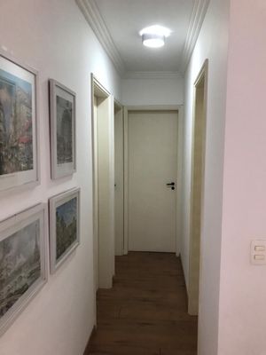 Image 17 - 888794