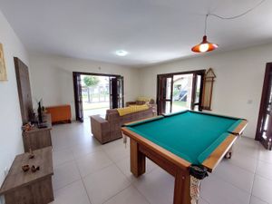Image 9 - 888851