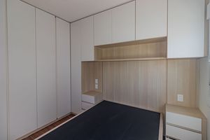 Image 9 - 888858