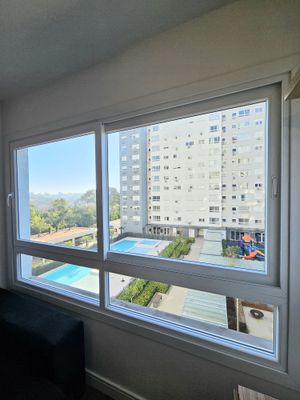 Image 9 - 888858