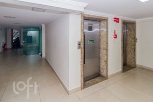 Image 46 - 888876