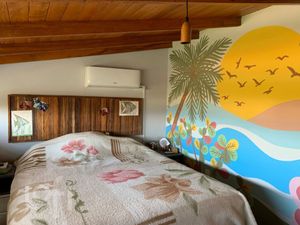 Image 13 - 888884