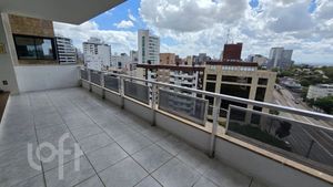 Image 3 - 888896