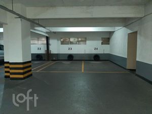 Image 13 - 888896