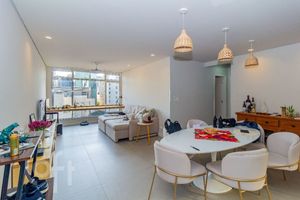Image 47 - 888920