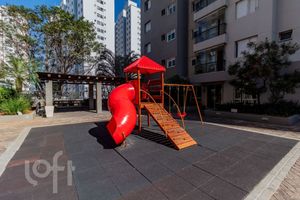 Image 49 - 888922