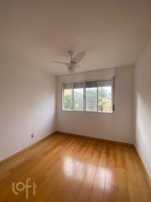 Image 13 - 888931