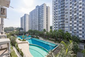 Image 14 - 888943