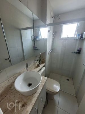 Image 9 - 888948