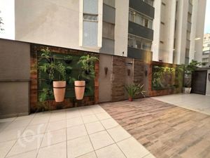 Image 13 - 888955