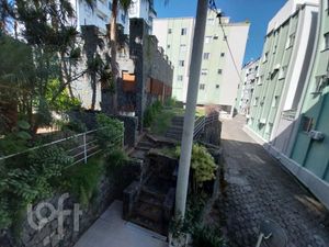 Image 0 - 888957