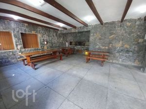 Image 13 - 888957