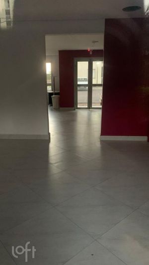 Image 13 - 888968