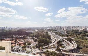 Image 16 - 888978