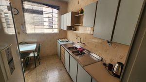 Image 4 - 888983