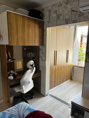 Image 12 - 888985