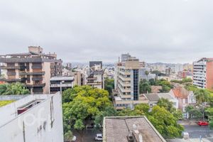 Image 8 - 888988