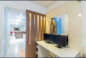 Image 7 - 888992