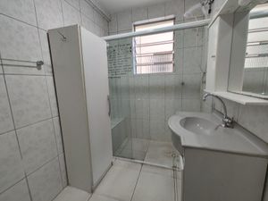 Image 19 - 889012