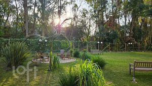 Image 29 - 889013