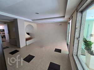 Image 11 - 889075