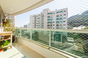 Image 29 - 889076
