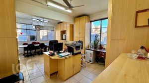 Image 11 - 889109