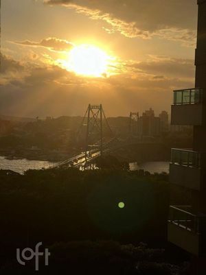 Image 26 - 889140