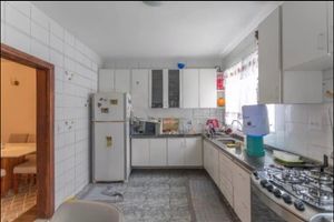 Image 13 - 889144
