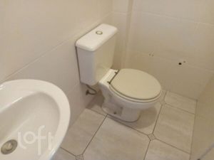 Image 8 - 889172