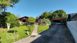 Image 27 - 889256
