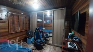 Image 11 - 889256