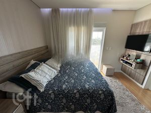 Image 1 - 889287